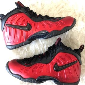 Nike little posites university Red size 5.5Y